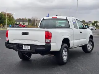 Toyota Tacoma 2017 4x2 SR 4dr Access Cab 6.1 ft LB