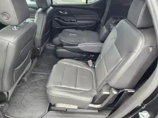 Chevrolet Traverse 2023 4x4 LT cuero SUV de 4 puertas