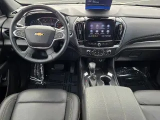 Chevrolet Traverse 2023 4x4 LT cuero SUV de 4 puertas