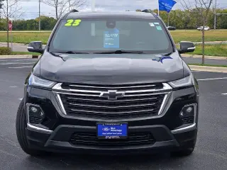 Chevrolet Traverse 2023 4x4 LT cuero SUV de 4 puertas