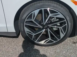 Hyundai IONIQ 6 2025 Limited 4dr Sedán