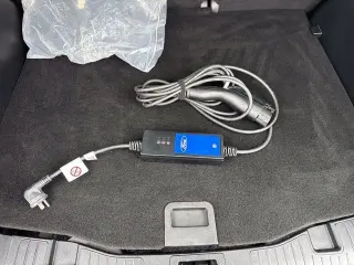 Ford Escape Híbrido Enchufable 2025 PHEV 4dr SUV