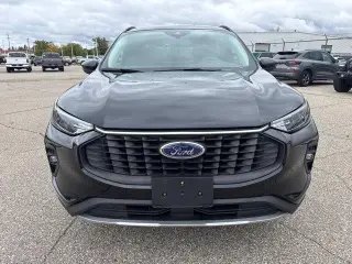 Ford Escape Híbrido Enchufable 2025 PHEV 4dr SUV