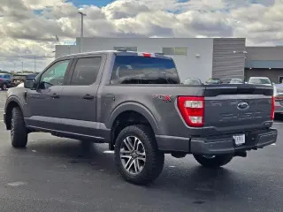 Ford F-150 2021 4x4 XL 4dr SuperCrew 5.5 ft. SB