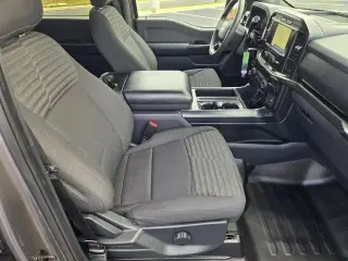 Ford F-150 2021 4x4 XL 4dr SuperCrew 5.5 ft. SB