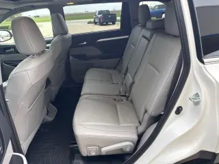 Toyota Highlander Hybrid 2019 AWD XLE 4dr SUV