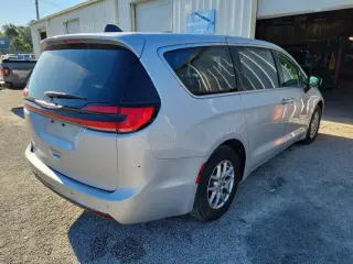 Chrysler Pacifica 2024 Touring L 4dr Mini-Van