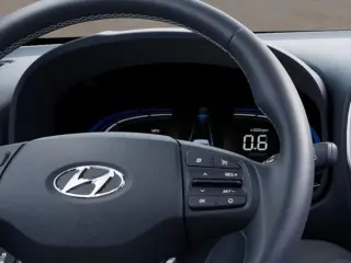 Hyundai VENUE 2026 SEL 4dr Crossover con Techo de Dos Tonos