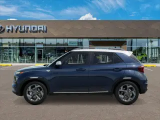 Hyundai VENUE 2026 SEL 4dr Crossover con Techo de Dos Tonos