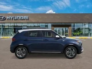 Hyundai VENUE 2026 SEL 4dr Crossover con Techo de Dos Tonos