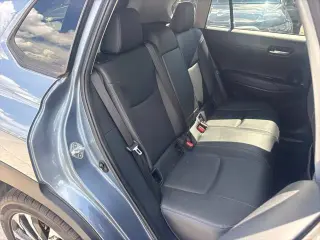 Toyota Corolla Cross 2024 XLE 4dr Crossover