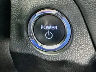Toyota RAV4 Híbrido 2023 AWD XLE Premium 4dr SUV