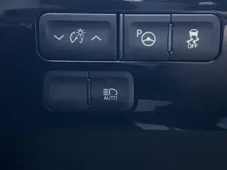 Toyota Prius 2017 Four 4dr Hatchback