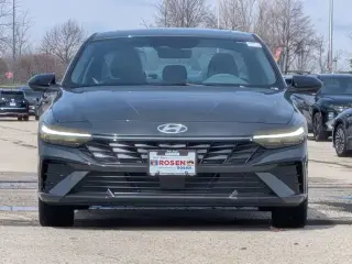 Hyundai ELANTRA 2026 SEL Sport Premium 4dr Sedán