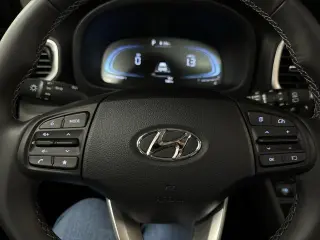 Hyundai VENUE 2026 SEL 4dr Crossover