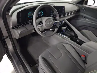 Hyundai ELANTRA Híbrido 2025 Azul 4dr Sedán