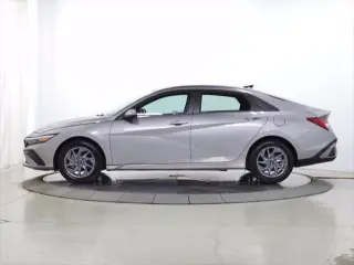 Hyundai ELANTRA Híbrido 2025 Azul 4dr Sedán