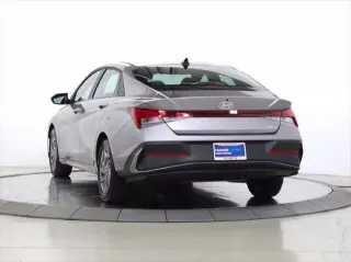Hyundai ELANTRA Híbrido 2025 Azul 4dr Sedán