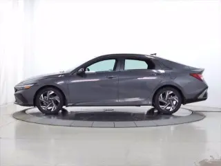 Hyundai ELANTRA 2025 SEL Sport 4dr Sedán