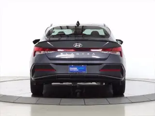 Hyundai ELANTRA 2025 SEL Sport 4dr Sedán