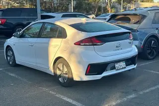 Hyundai IONIQ Hybrid 2019 Azul 4 puertas Hatchback