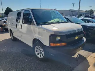 Chevrolet Express 2010 1500 3dr Van de Carga