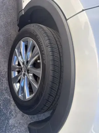 Toyota RAV4 Híbrido 2018 AWD Limited SUV de 4 puertas