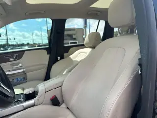 Mercedes-Benz GLB 2023 AWD GLB 250 4MATIC 4dr SUV