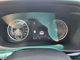 Genesis G70 2026 2.5T Standard Sedán 4 puertas