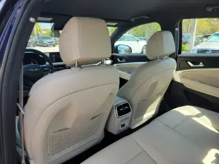 Genesis G70 2026 2.5T Standard Sedán 4 puertas