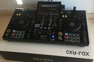 AlphaTheta XDJ-AZ y OMNIS-DUO