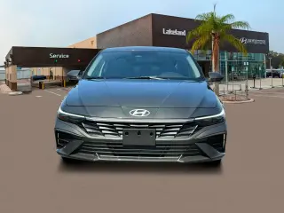 Hyundai ELANTRA 2025 SE 4dr Sedán