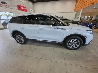 Lincoln Corsair 2025 AWD Premiere 4dr SUV