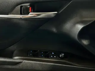 Toyota Camry 2021 SE 4dr Sedán