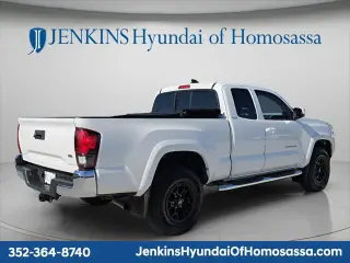 Toyota Tacoma 2020 4x2 SR5 V6 4dr Access Cab 6.1 ft LB