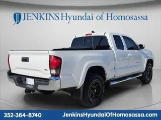 Toyota Tacoma 2020 4x2 SR5 V6 4dr Access Cab 6.1 ft LB