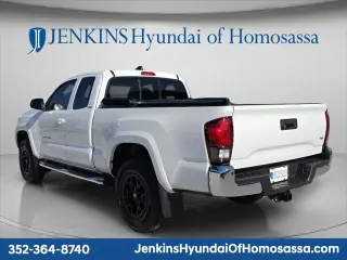 Toyota Tacoma 2020 4x2 SR5 V6 4dr Access Cab 6.1 ft LB
