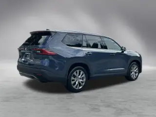 Toyota Grand Highlander 2025 LE 4 SUV