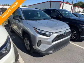 Toyota RAV4 Híbrido 2024 AWD LE 4dr SUV