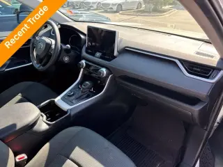 Toyota RAV4 Híbrido 2024 AWD LE 4dr SUV