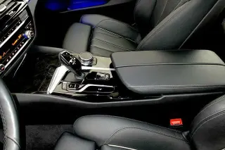 BMW Serie 5 2023 AWD 530i xDrive Sedán 4 puertas