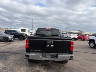 Chevrolet Silverado 1500 2017 4x4 LT 4dr Crew Cab 5.8 ft. SB