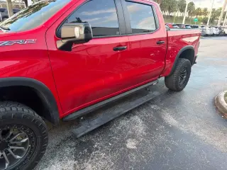 Chevrolet Silverado 1500 2023 4x4 ZR2 4 puertas Crew Cab 5.8 ft. SB
