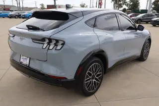Ford Mustang Mach-E 2024 AWD Premium 4dr SUV