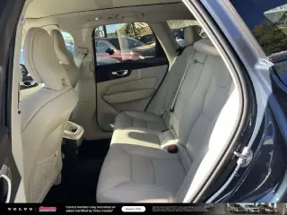 Volvo XC60 2024 AWD B5 Plus Dark Theme 4dr SUV