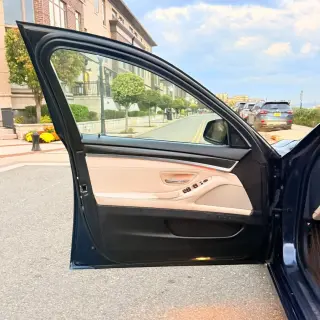 2011 Bmw 5 SERIES