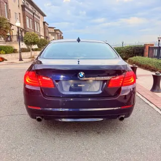 2011 Bmw 5 SERIES