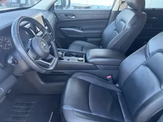 Nissan Pathfinder 2024 AWD SL 4dr SUV