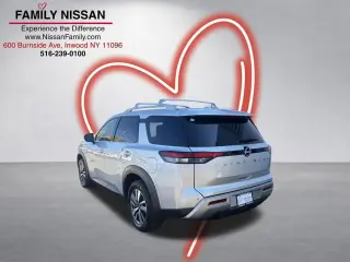 Nissan Pathfinder 2024 AWD SL 4dr SUV