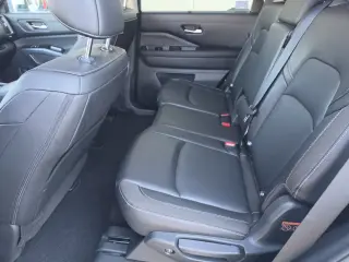 Nissan Pathfinder 2024 AWD SL 4dr SUV